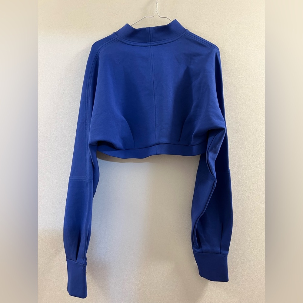 27. Akira Blue Cropped Sweatshirt with  Sleeves - Picture 4 of 10